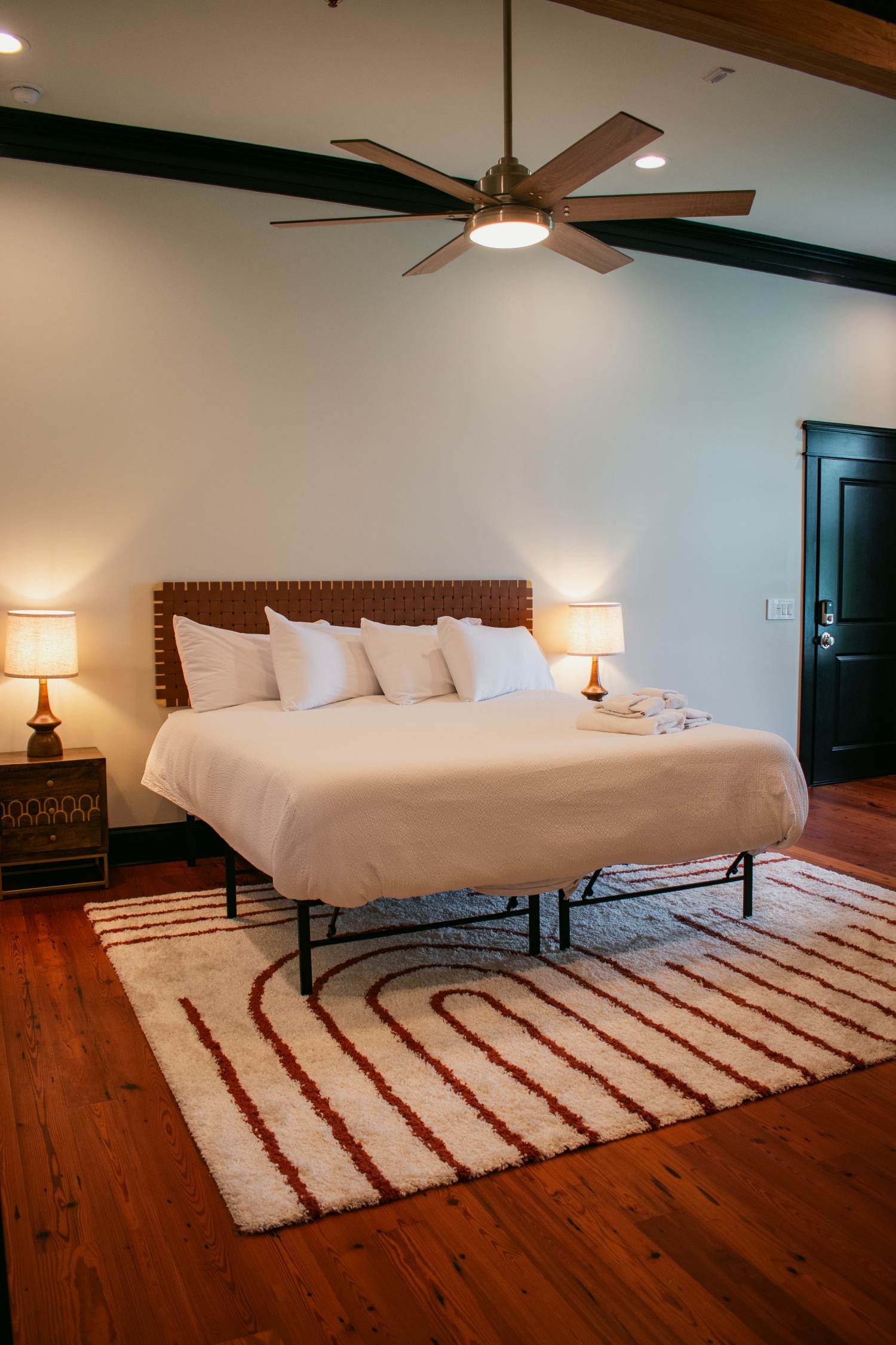 The Montgomery Suite - Unit 7 | Photo 1